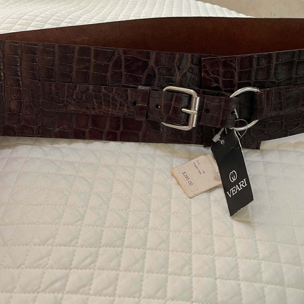 VEARI wide alligator leather belts